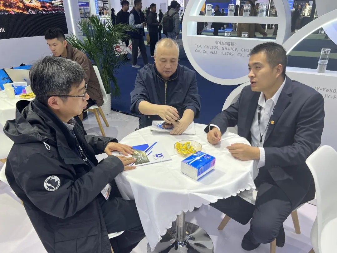 مؤتمر TCT Asia 2026 يختتم بنجاح: شركة Jingye Additive Manufacturing تستعرض قوة التسليم المكونة من 100 قطعة في مجال تصنيع الفضاء الجوي