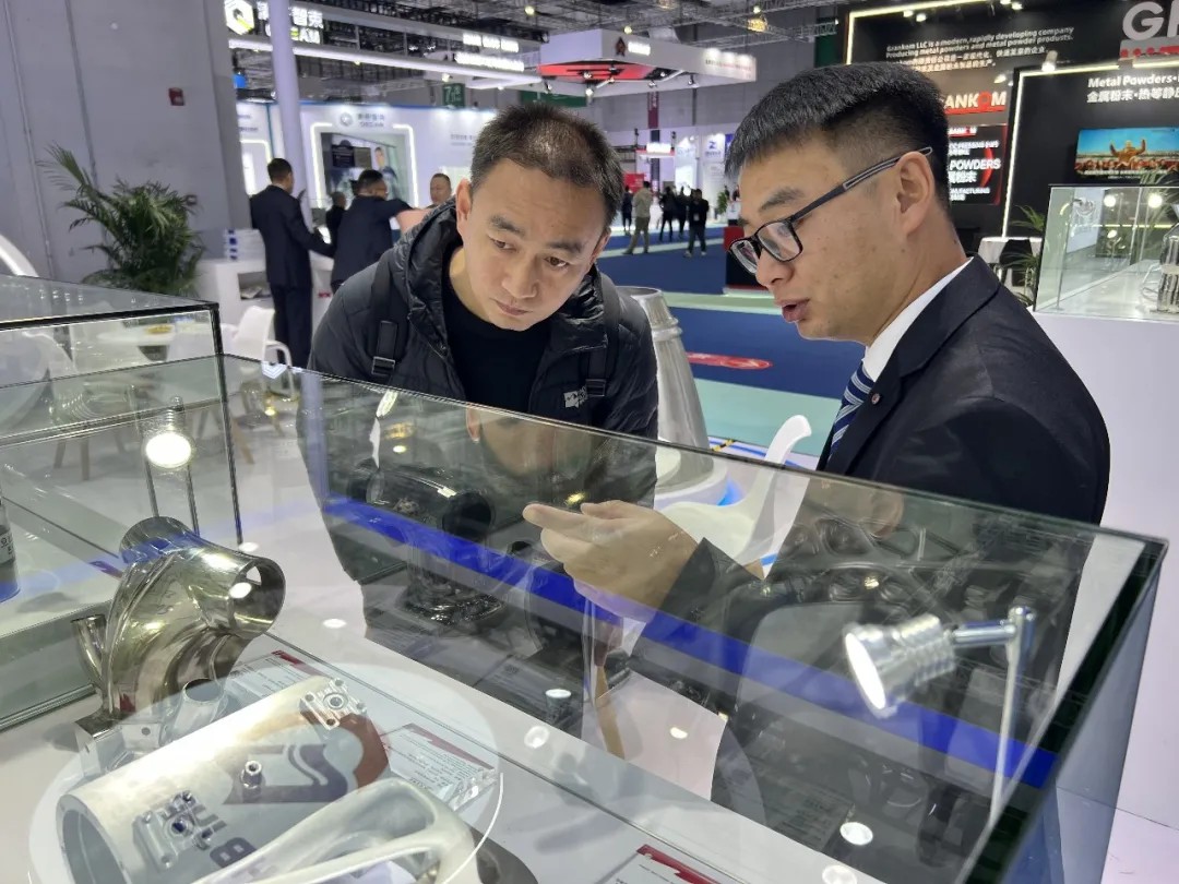 مؤتمر TCT Asia 2026 يختتم بنجاح: شركة Jingye Additive Manufacturing تستعرض قوة التسليم المكونة من 100 قطعة في مجال تصنيع الفضاء الجوي